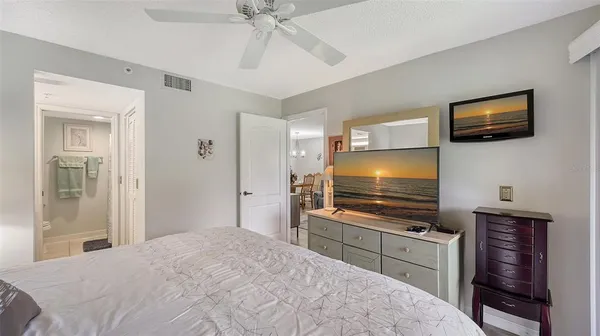 $2,100 | 6505 Stone River Road, Unit 209, Bradenton, FL 34203