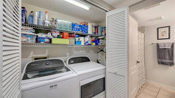 $2,100 | 6505 Stone River Road, Unit 209, Bradenton, FL 34203