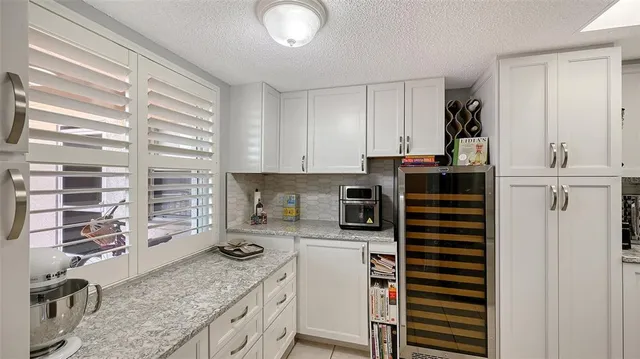 $2,100 | 6505 Stone River Road, Unit 209, Bradenton, FL 34203