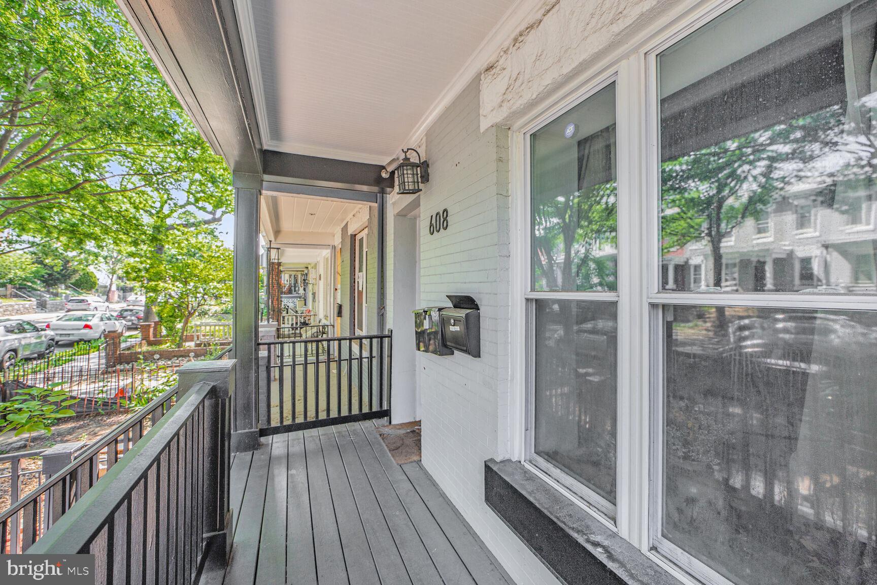 608 Irving Street Northwest, Unit 1 Washington, DC 20010 - Photo 2 of 18 Front Porch