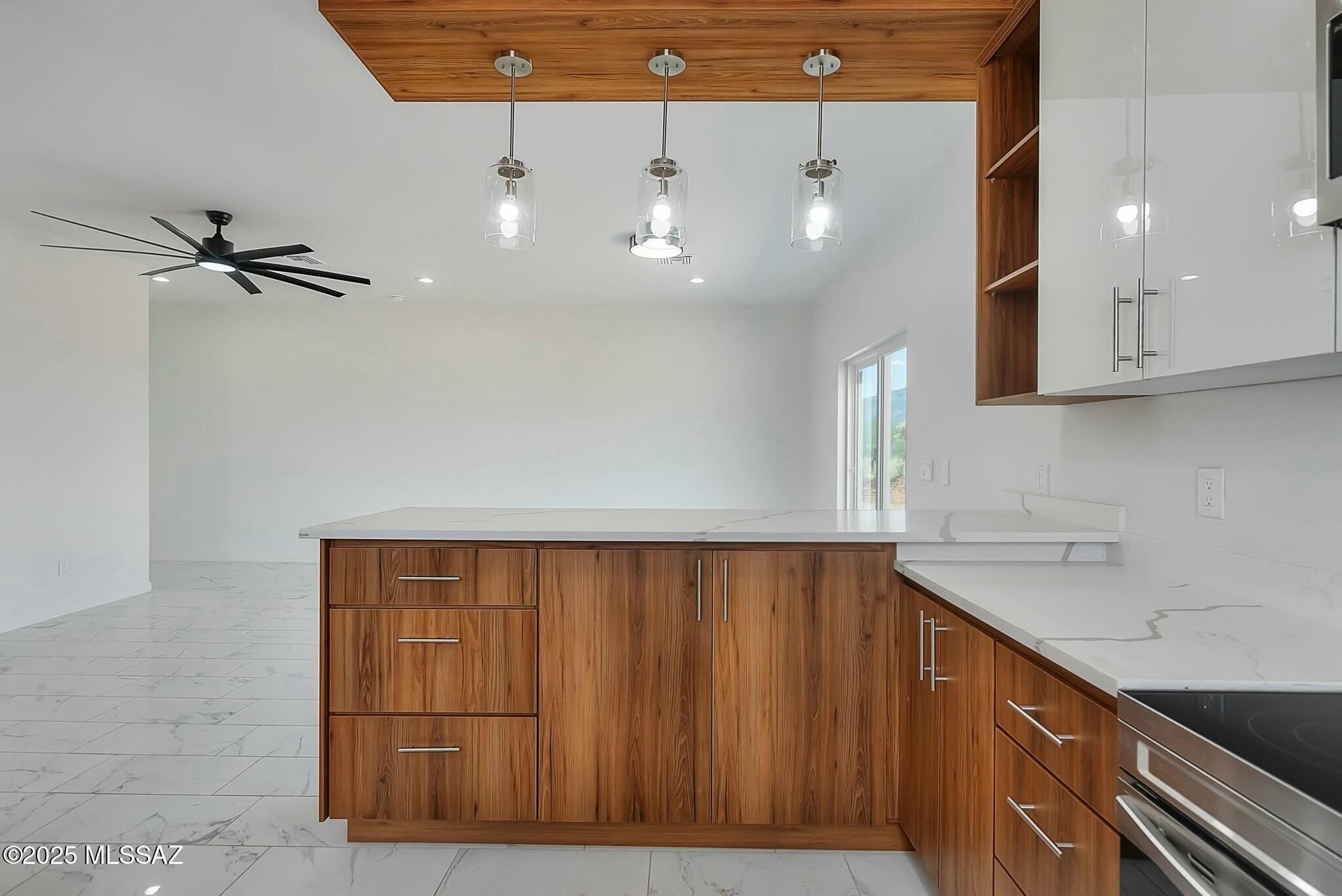 995 Cohete Court Rio Rico, AZ 85648 - Photo 12 of 29