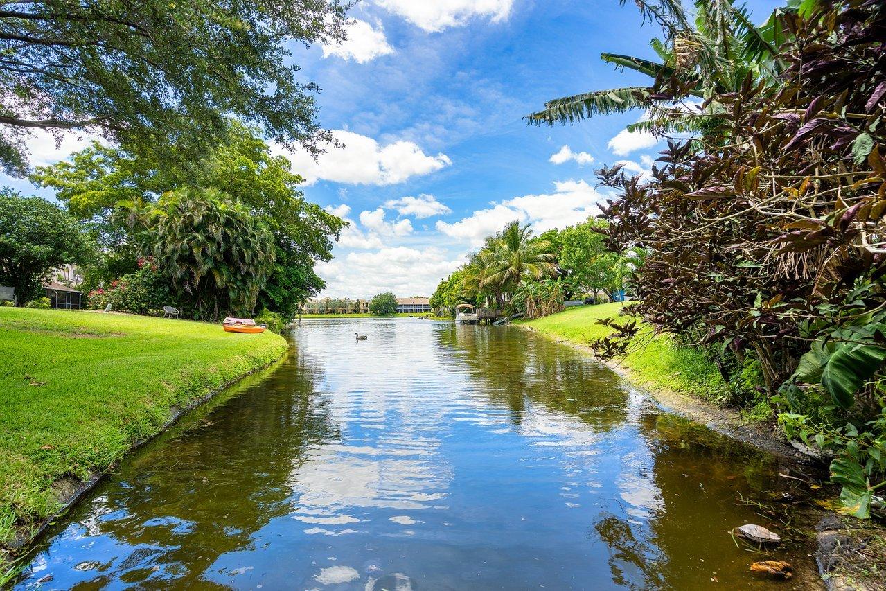 1369 Riverside Circle Wellington, FL 33414 - Photo 29 of 47 Canal Lake Wellington