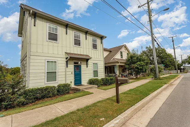 $2,695 | 5802 Maxon Avenue, Nashville, TN 37209