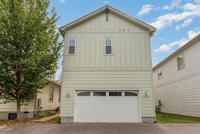 $2,695 | 5802 Maxon Avenue, Nashville, TN 37209