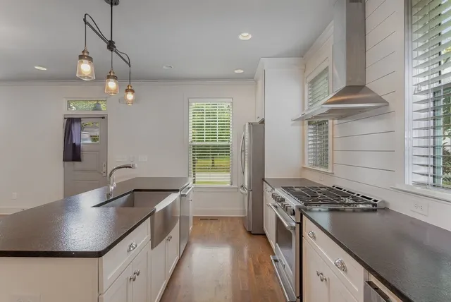 $2,695 | 5802 Maxon Avenue, Nashville, TN 37209