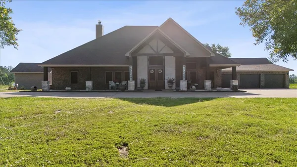 $1,350,000 | 4096 Farm To Market 1004, Kirbyville, TX 75956