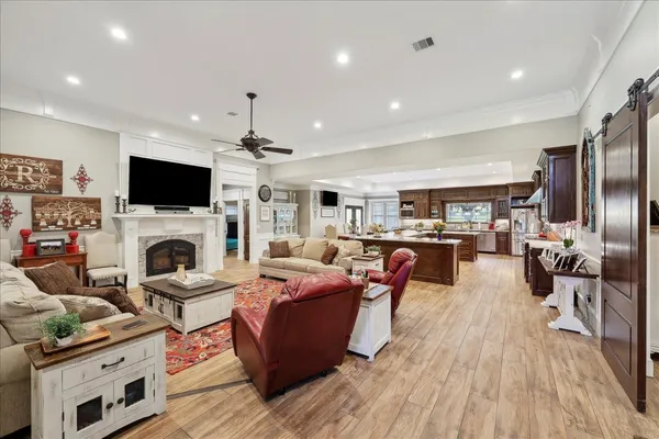 $1,350,000 | 4096 Farm To Market 1004, Kirbyville, TX 75956