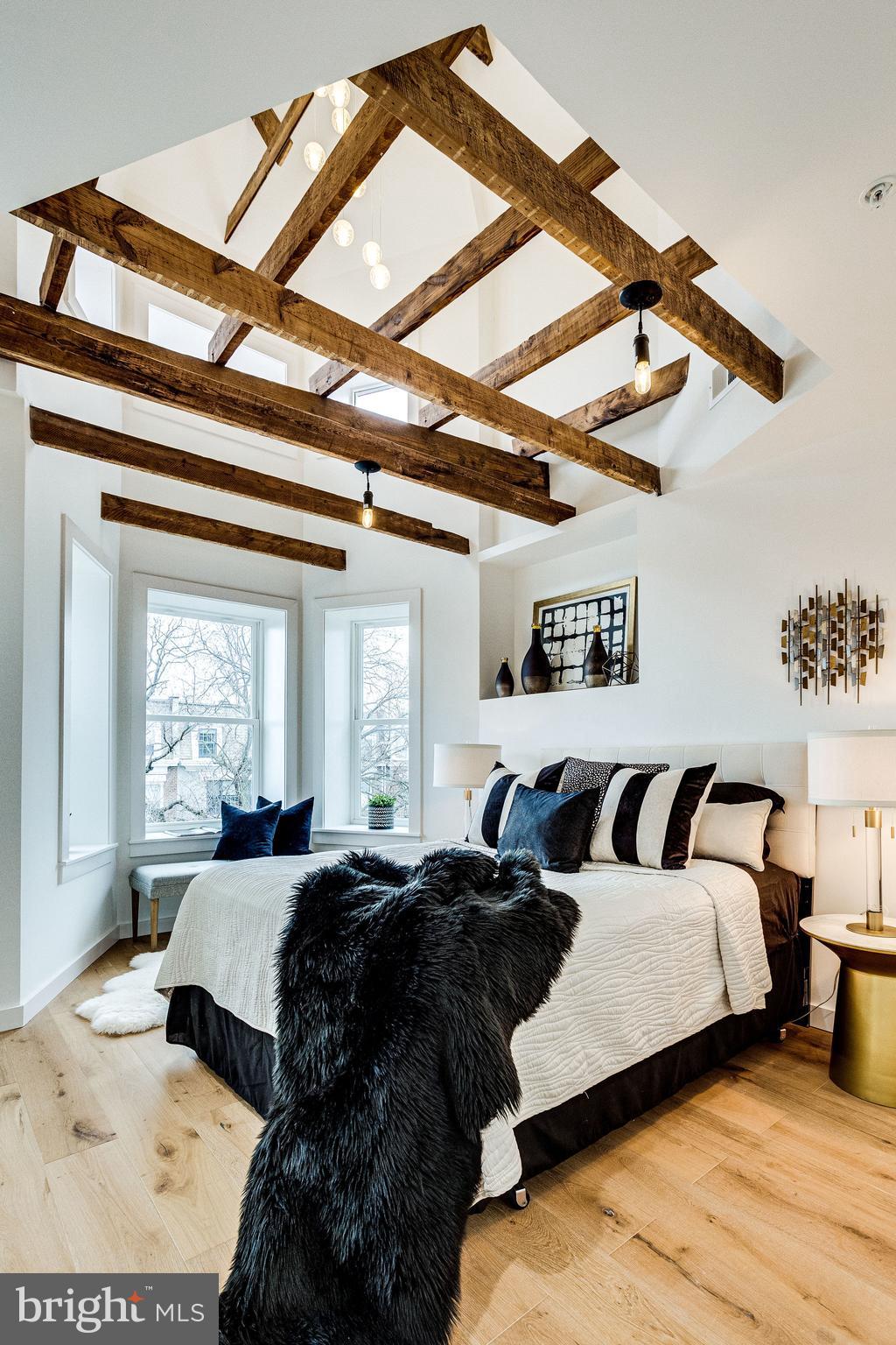 1258 Columbia Road Northwest, Unit 2 Washington, DC 20009 - Photo 19 of 61