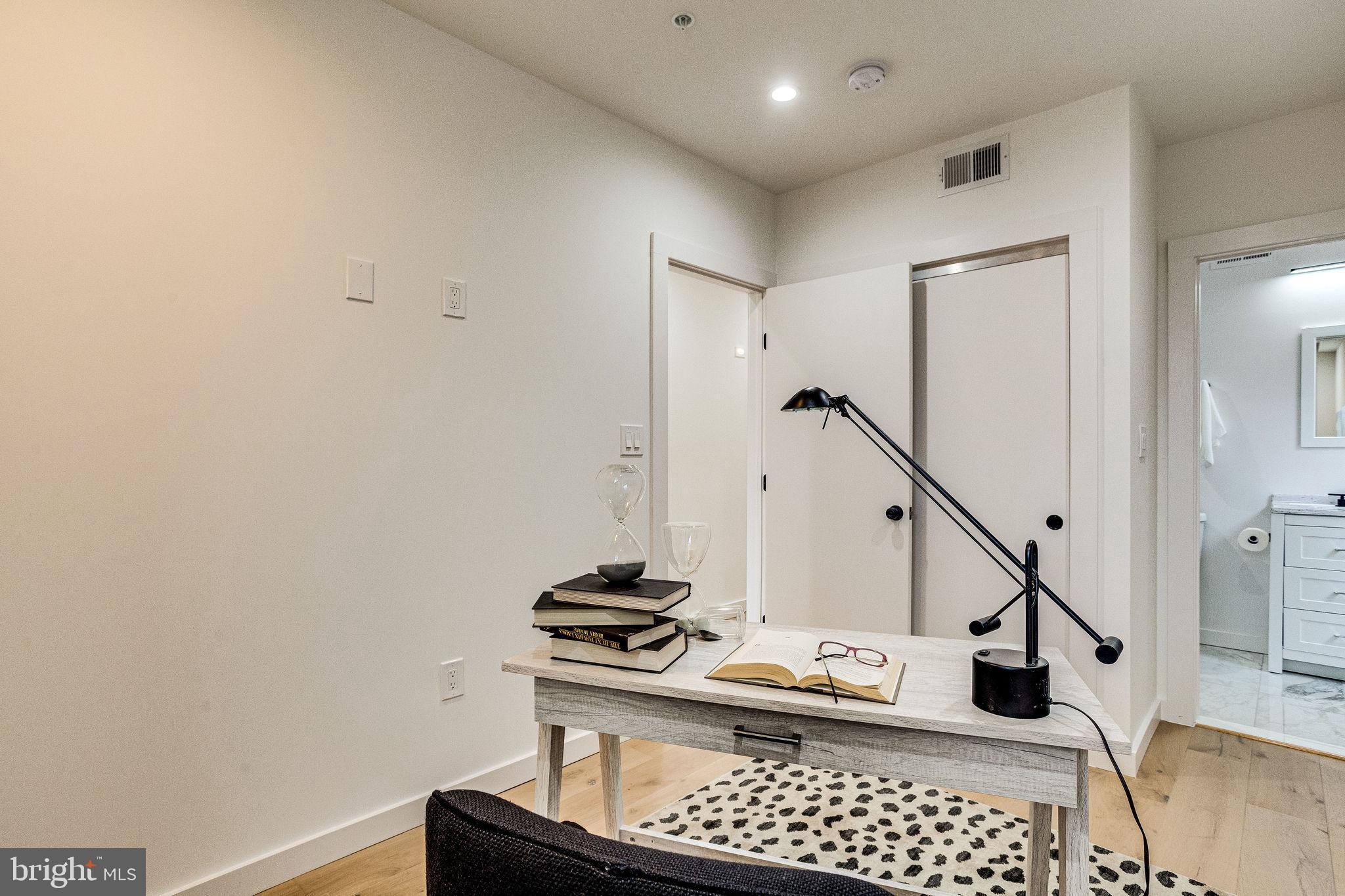 1258 Columbia Road Northwest, Unit 2 Washington, DC 20009 - Photo 49 of 61