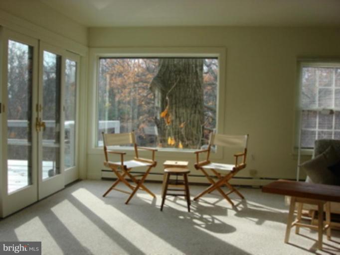 1534 Briarcliff Road Arnold, MD 21012 - Photo 8 of 15 Living Room #3