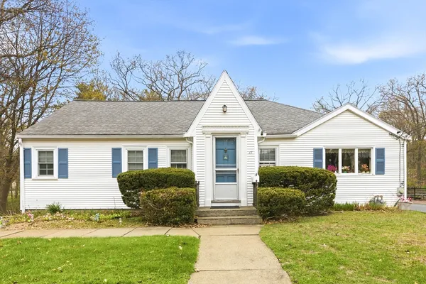 $761,000 | 17 Evergreen Road, Needham, MA 02494