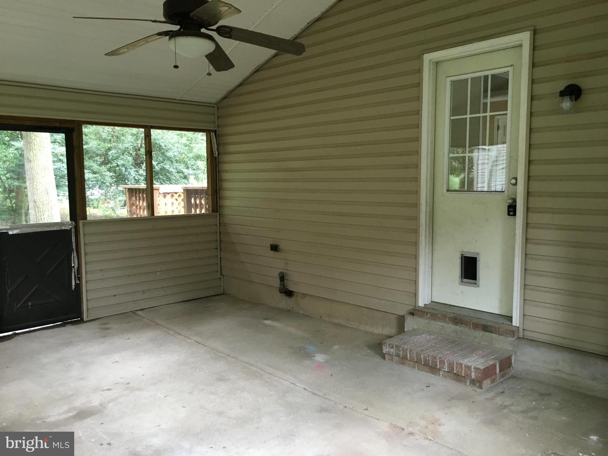 1515 Long Point Road Pasadena, MD 21122 - Photo 13 of 22 Interior (General)