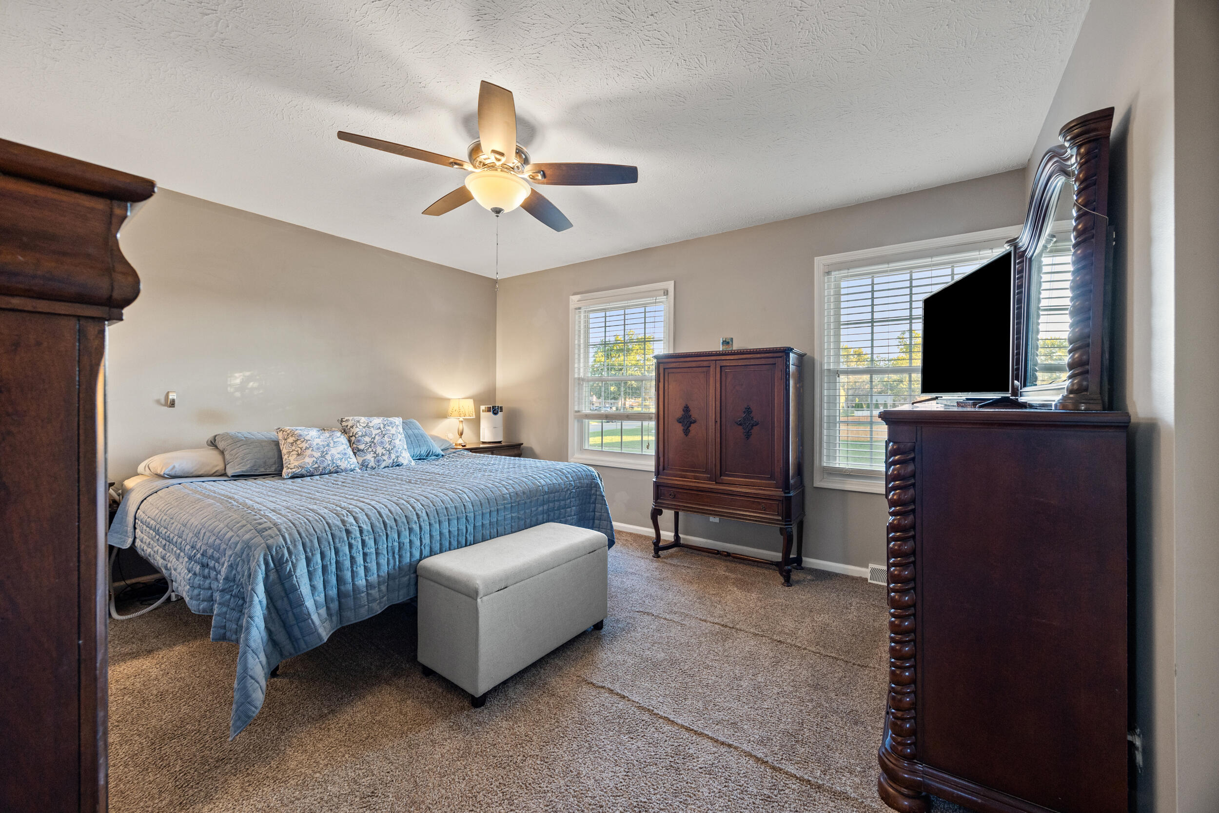 653 Squires Road Lexington, KY 40515 - Photo 22 of 40 pend1006