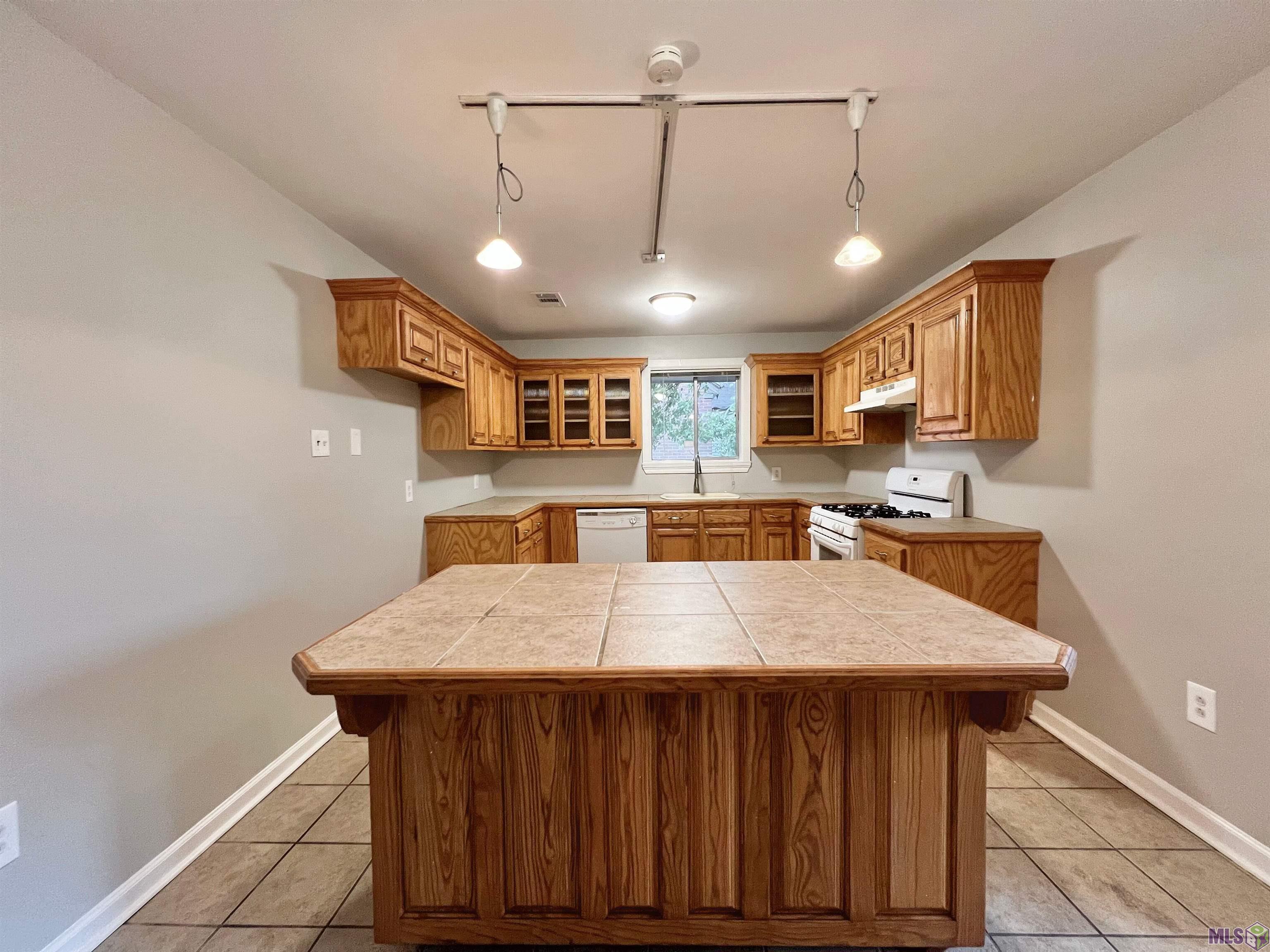 636 South 18th Street Baton Rouge, LA 70802 - Photo 8 of 20