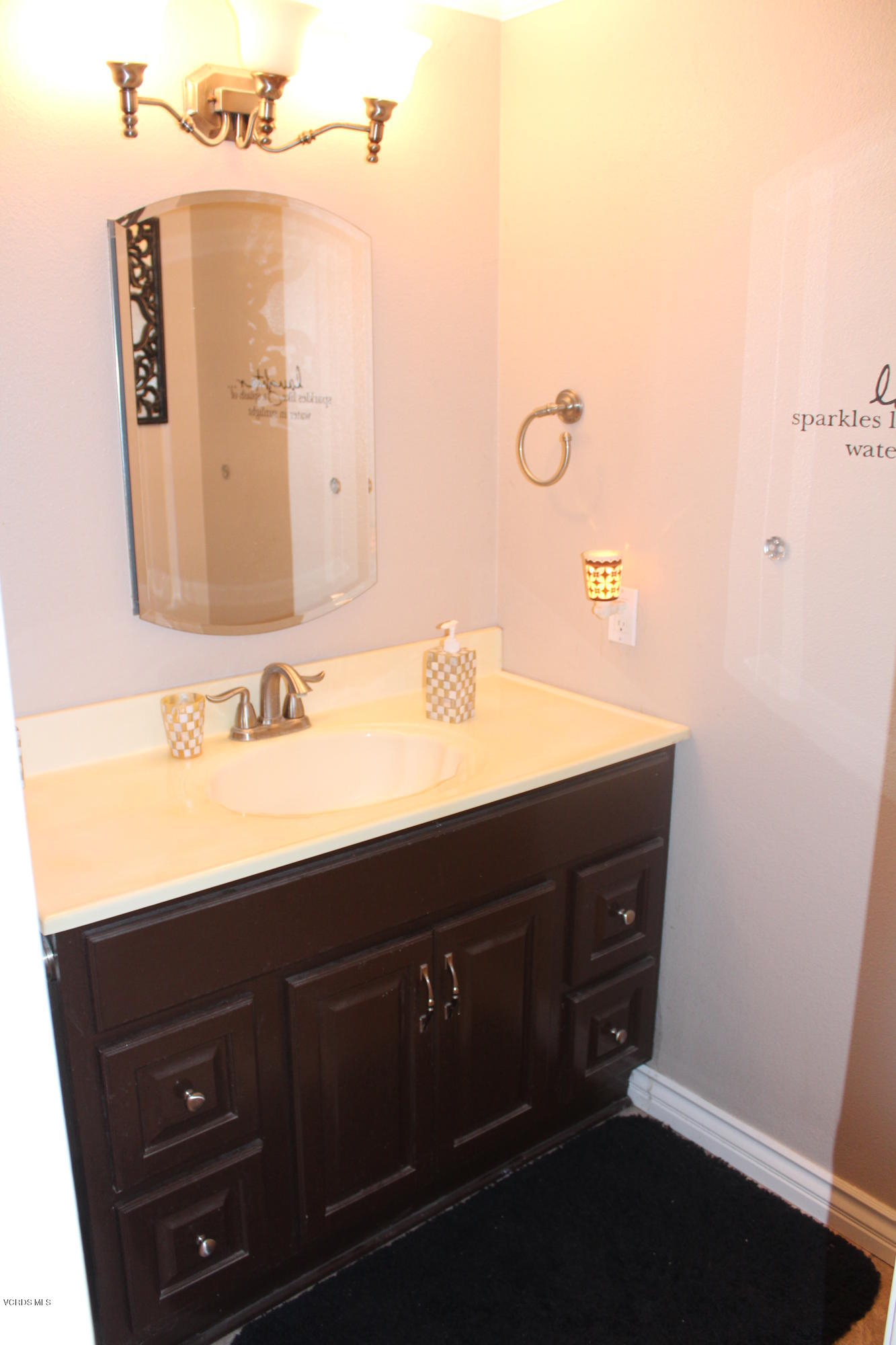 3687 Semple Street Simi Valley, CA 93063 - Photo 17 of 20 IMG_7179