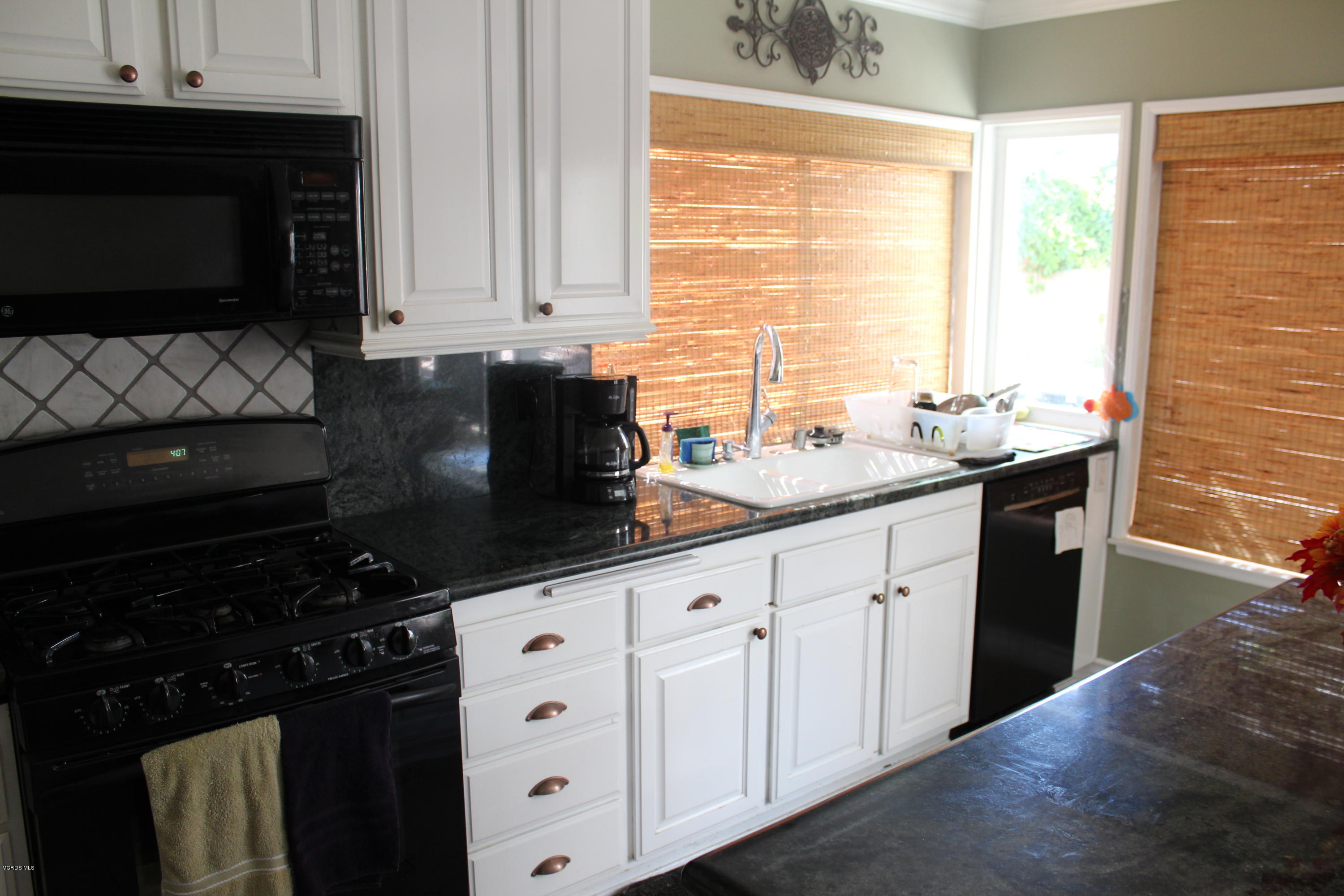 3687 Semple Street Simi Valley, CA 93063 - Photo 5 of 20 IMG_7189