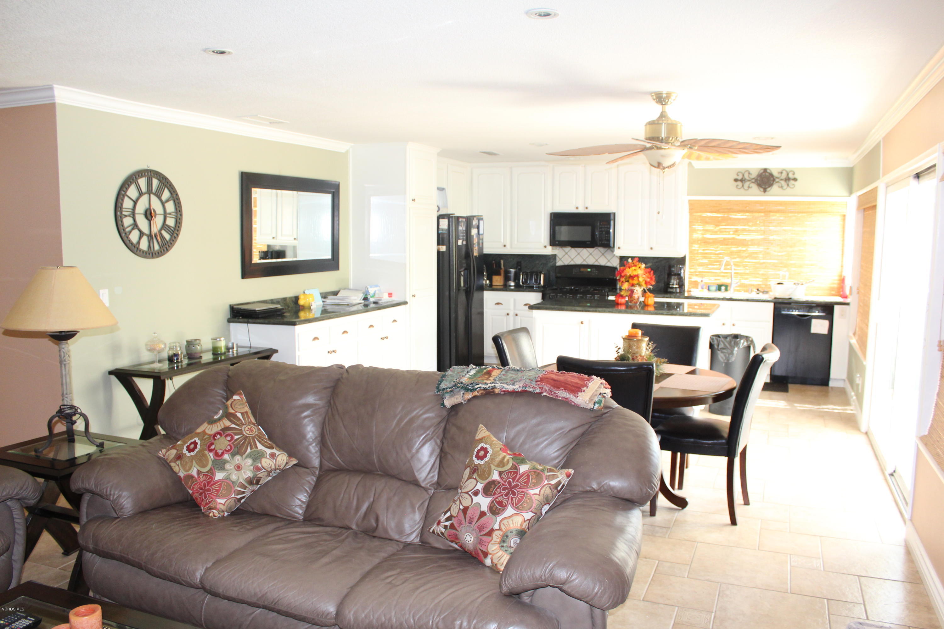 3687 Semple Street Simi Valley, CA 93063 - Photo 7 of 20 IMG_7184