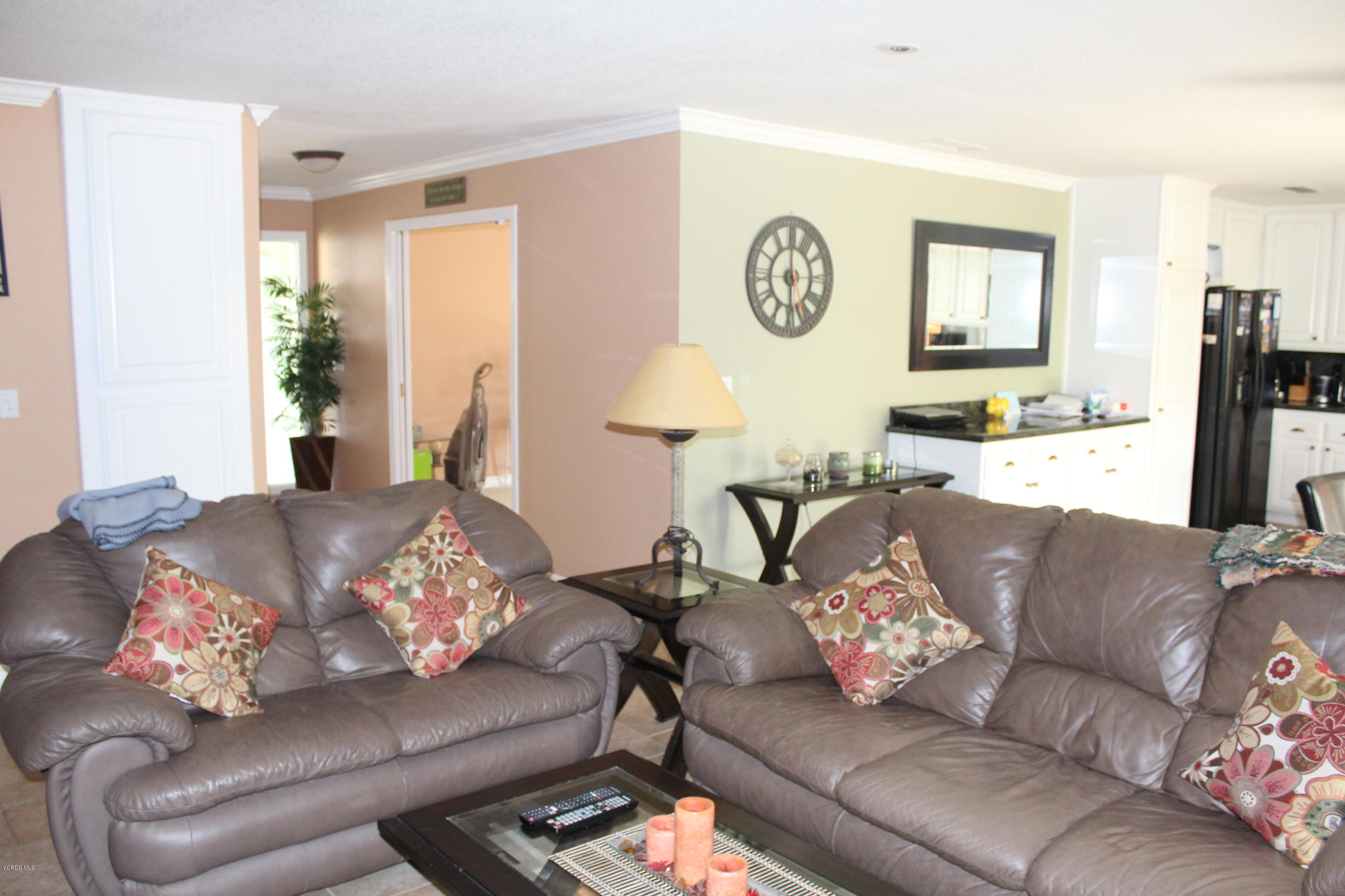 3687 Semple Street Simi Valley, CA 93063 - Photo 8 of 20 IMG_7185