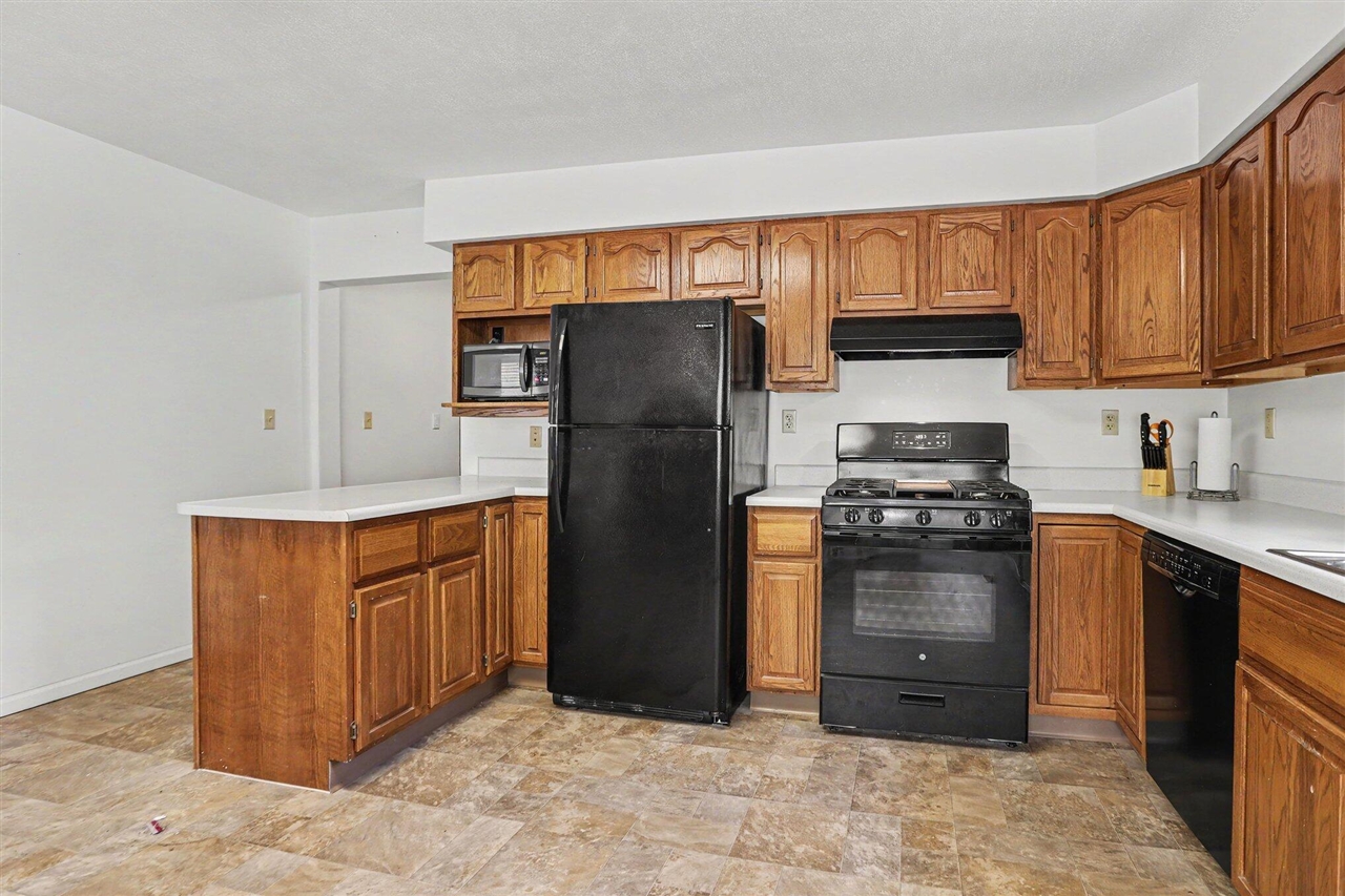 1306 27th Street Manistee, MI 49660 - Photo 5 of 17