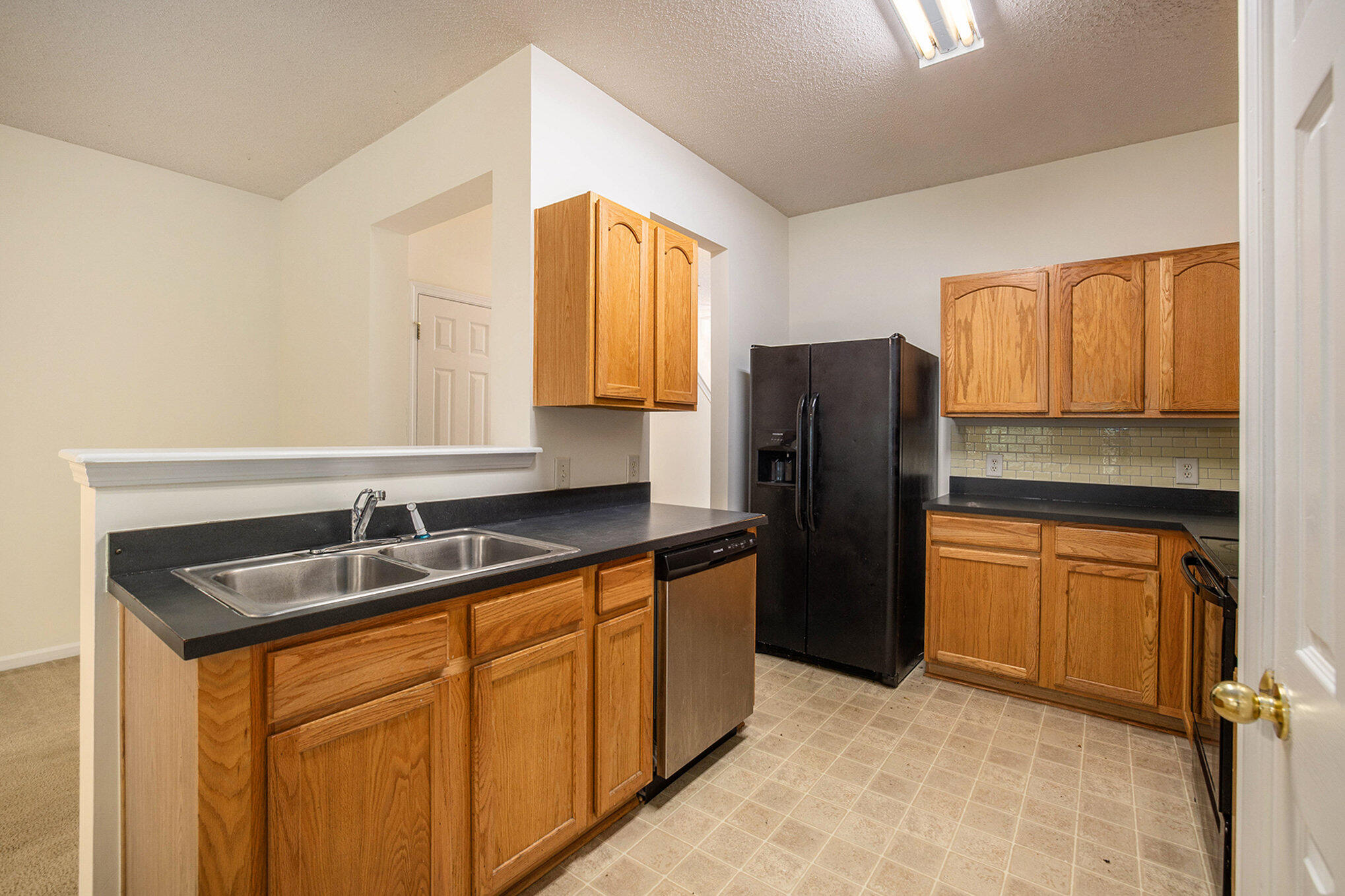 269 Brookshire Road Goose Creek, SC 29445 - Photo 11 of 26 014_604a9333