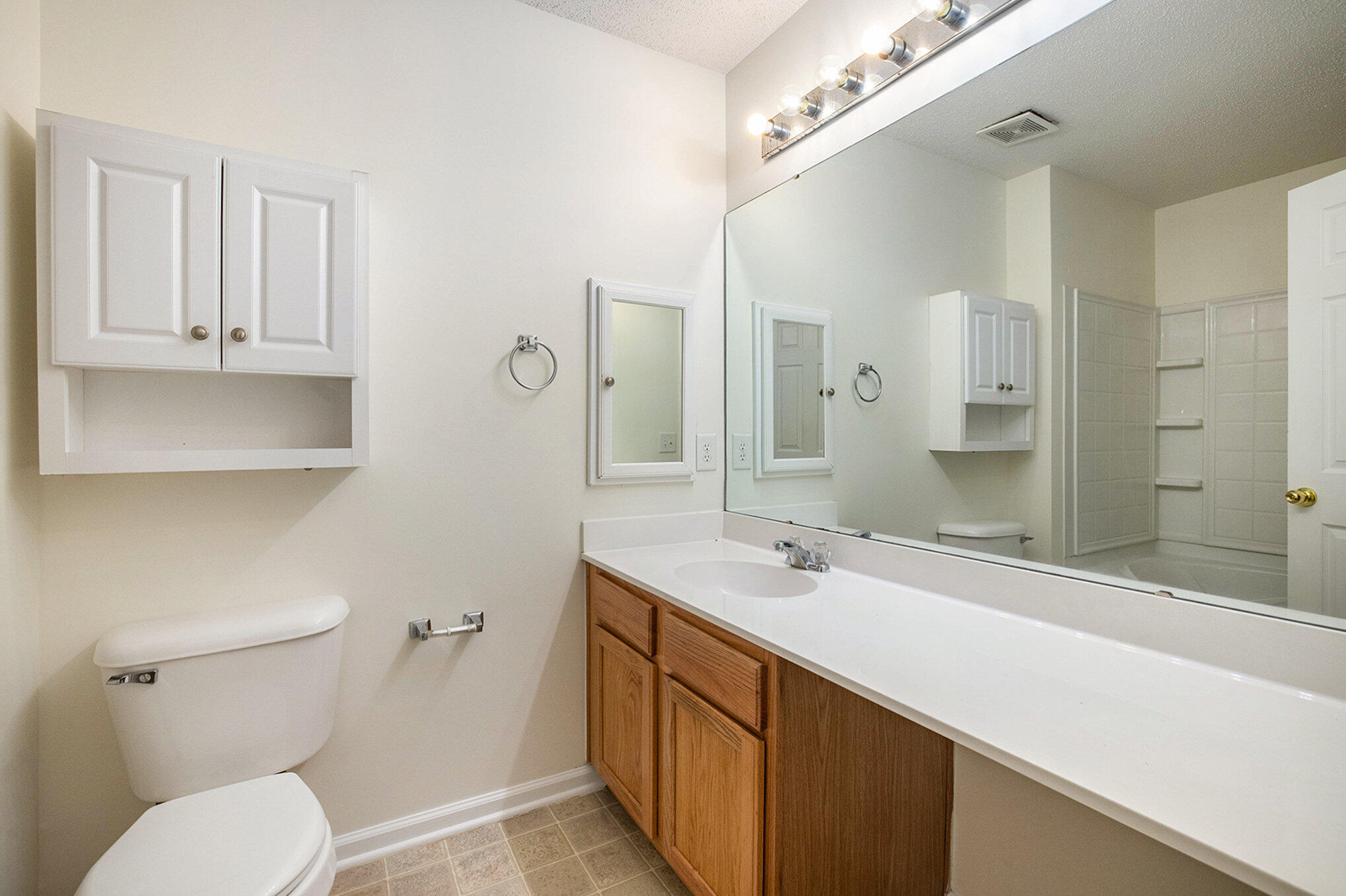 269 Brookshire Road Goose Creek, SC 29445 - Photo 17 of 26 019_604a9363