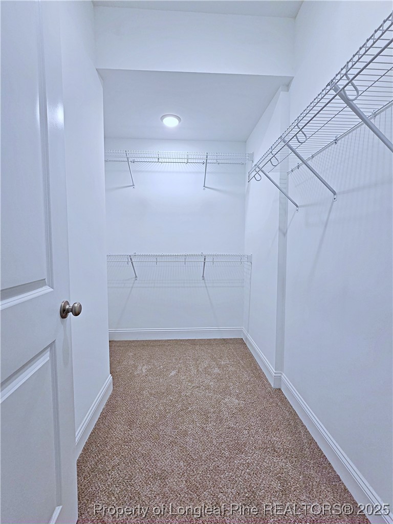 940 Kensington Park Road Fayetteville, NC 28311 - Photo 17 of 41 a view of a room