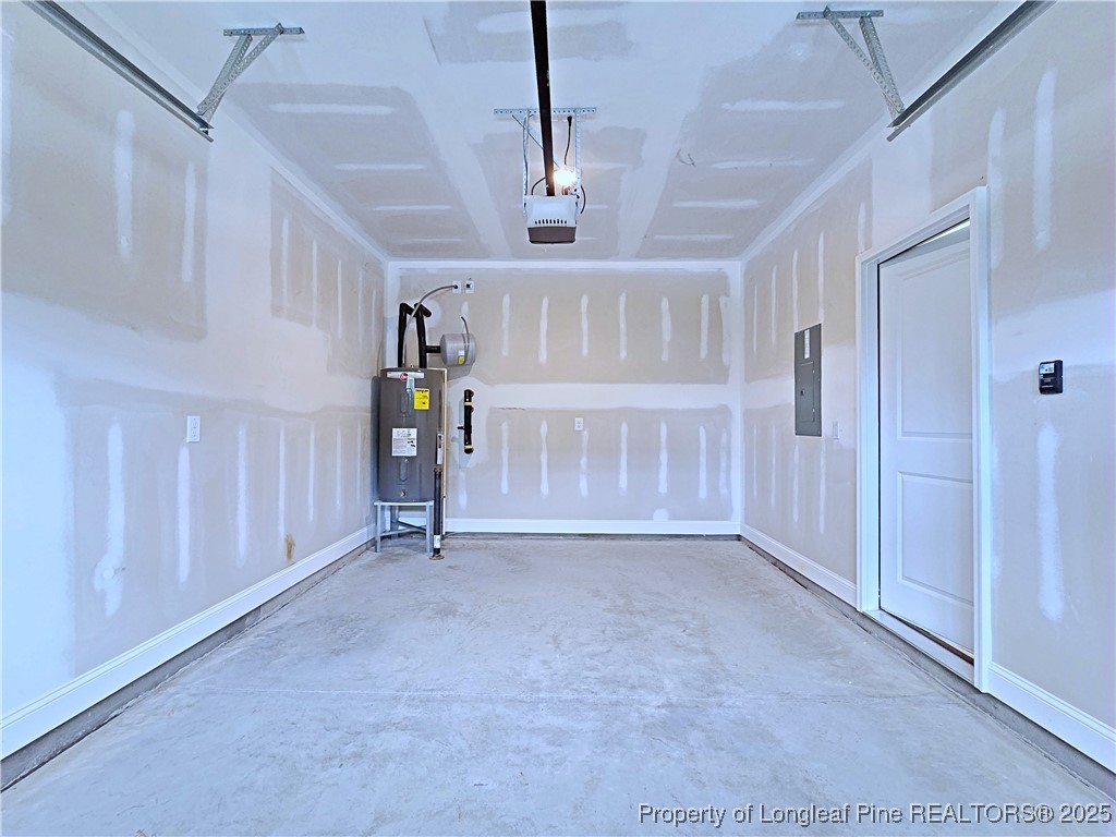 940 Kensington Park Road Fayetteville, NC 28311 - Photo 36 of 38 a view of an empty room with furniture