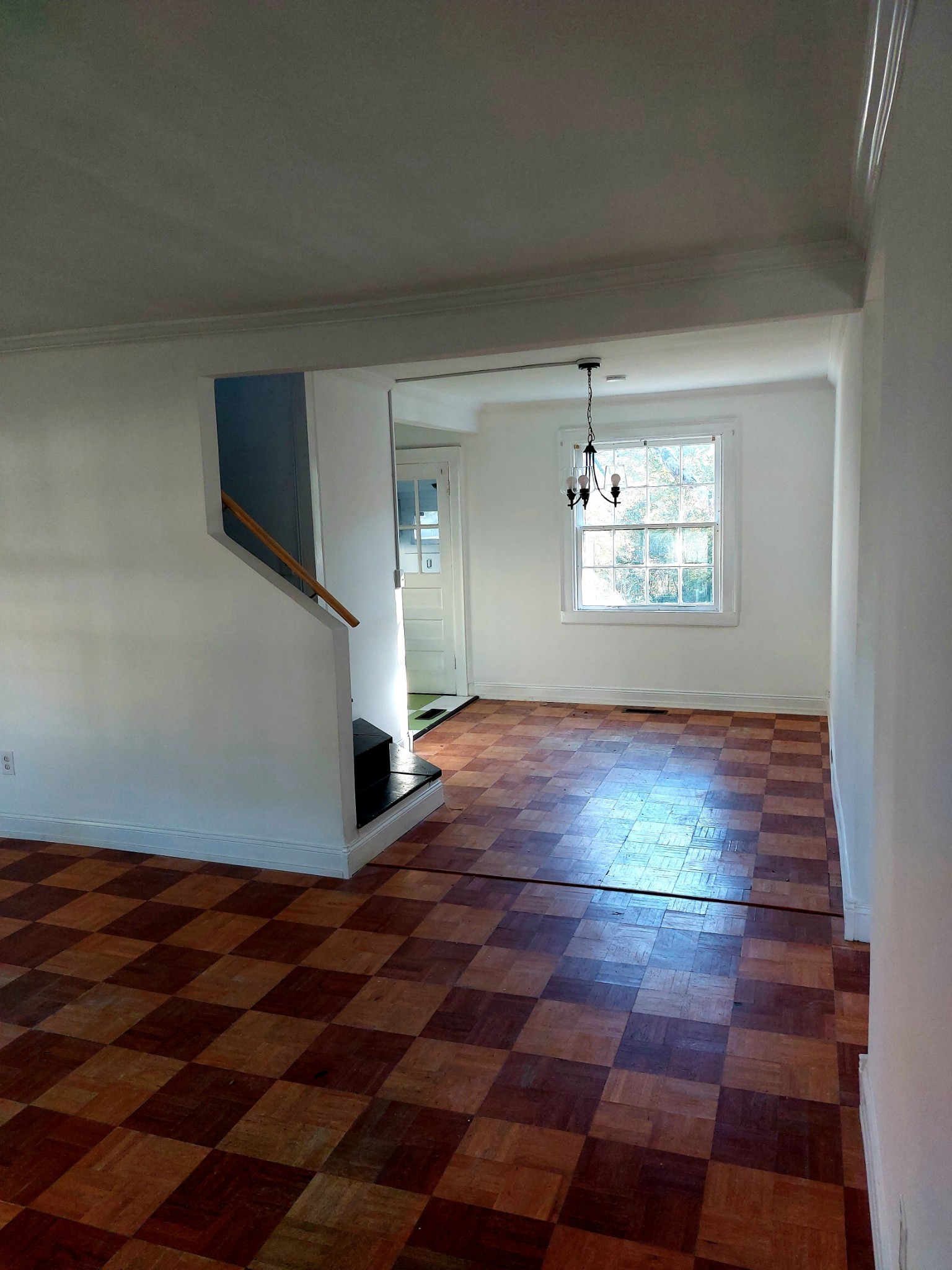 324 Harrington Avenue Madison, TN 37115 - Photo 12 of 12 a view of a livingroom with wooden floor and window