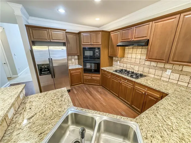 $3,499 | 2000 Sterling Court, Roswell, GA 30075