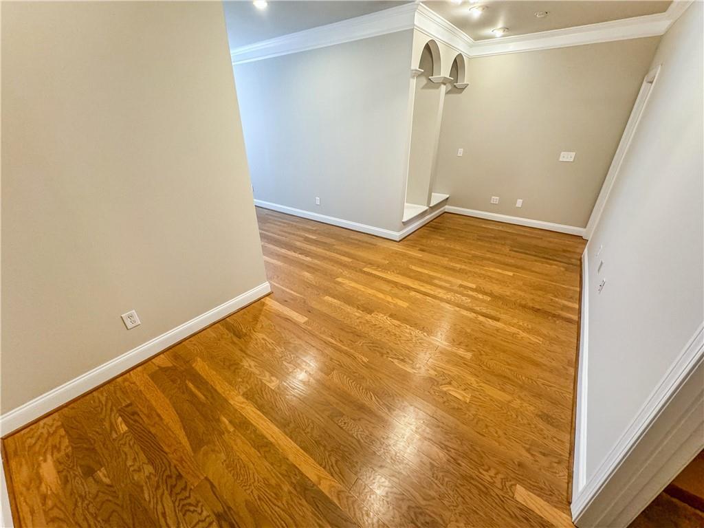 2000 Sterling Court Roswell, GA 30075 - Photo 29 of 45 a view of small space