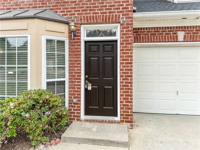 $3,499 | 2000 Sterling Court, Roswell, GA 30075