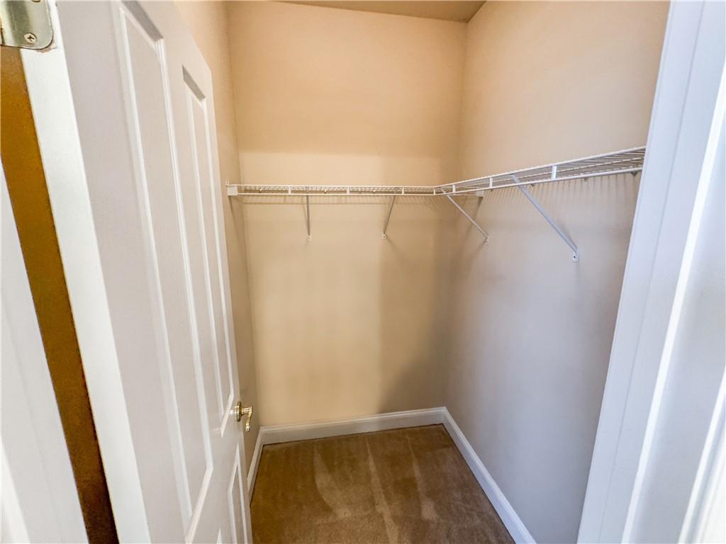 2000 Sterling Court Roswell, GA 30075 - Photo 35 of 45 a view of small space