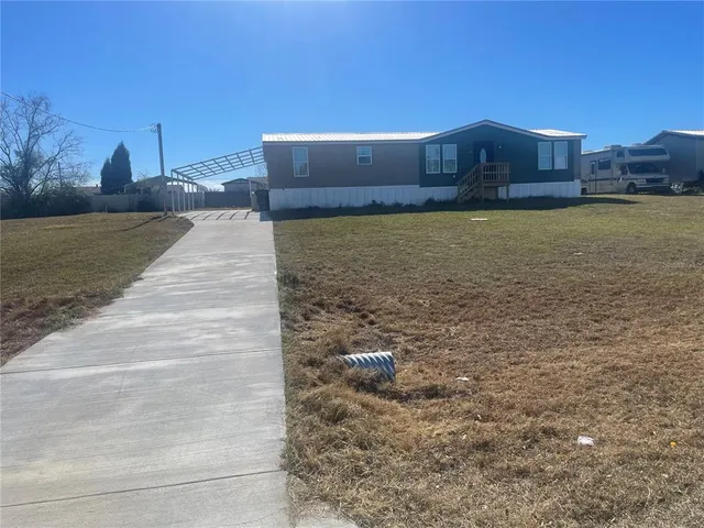 $2,100 | 4454 Lower Meadow Drive, Mulberry, FL 33860