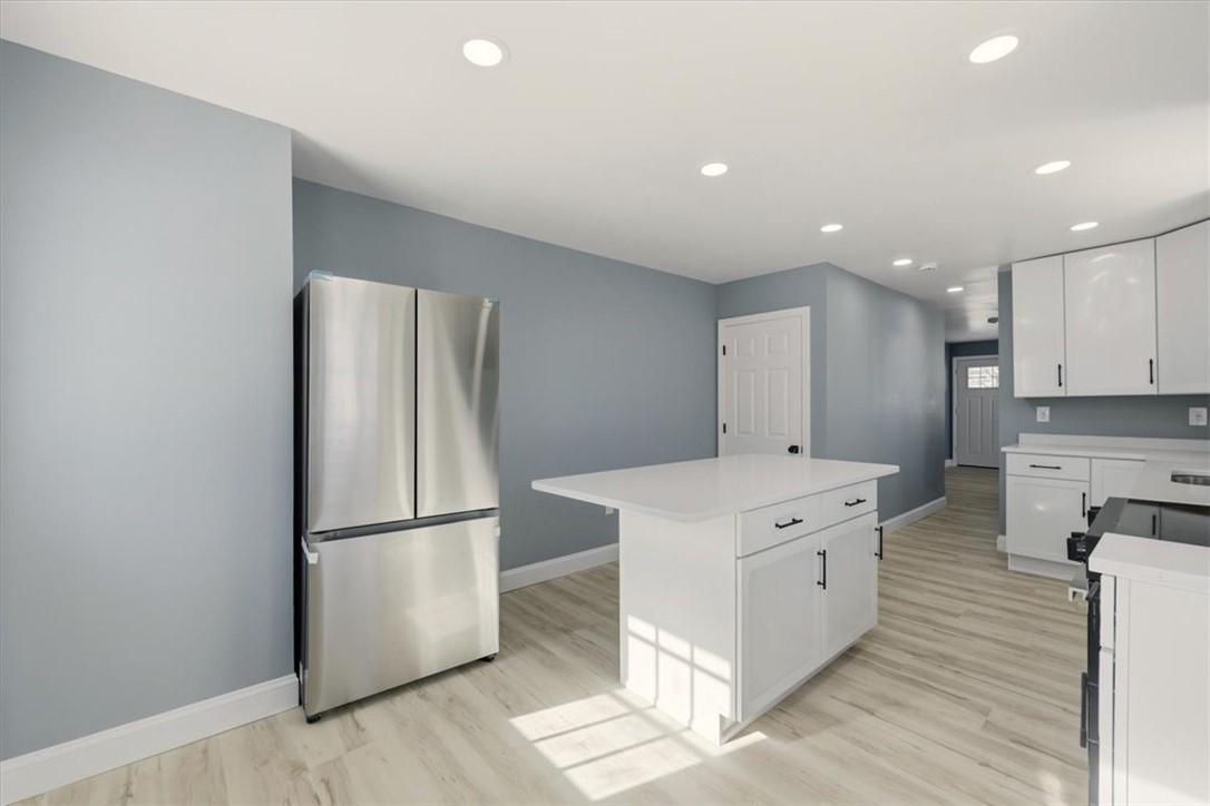 66 Glover Street Providence, RI 02908 - Photo 31 of 47