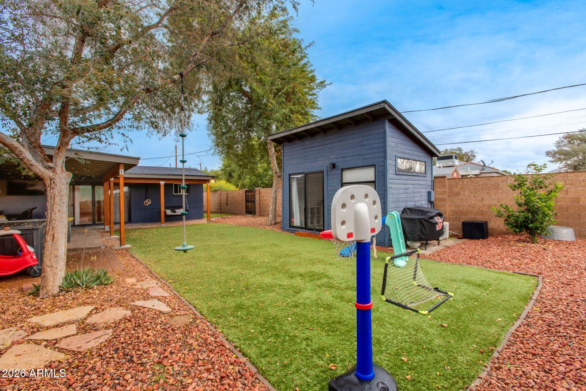 4405 North 23rd Street Phoenix, AZ 85016 - Photo 22 of 32 Backyard