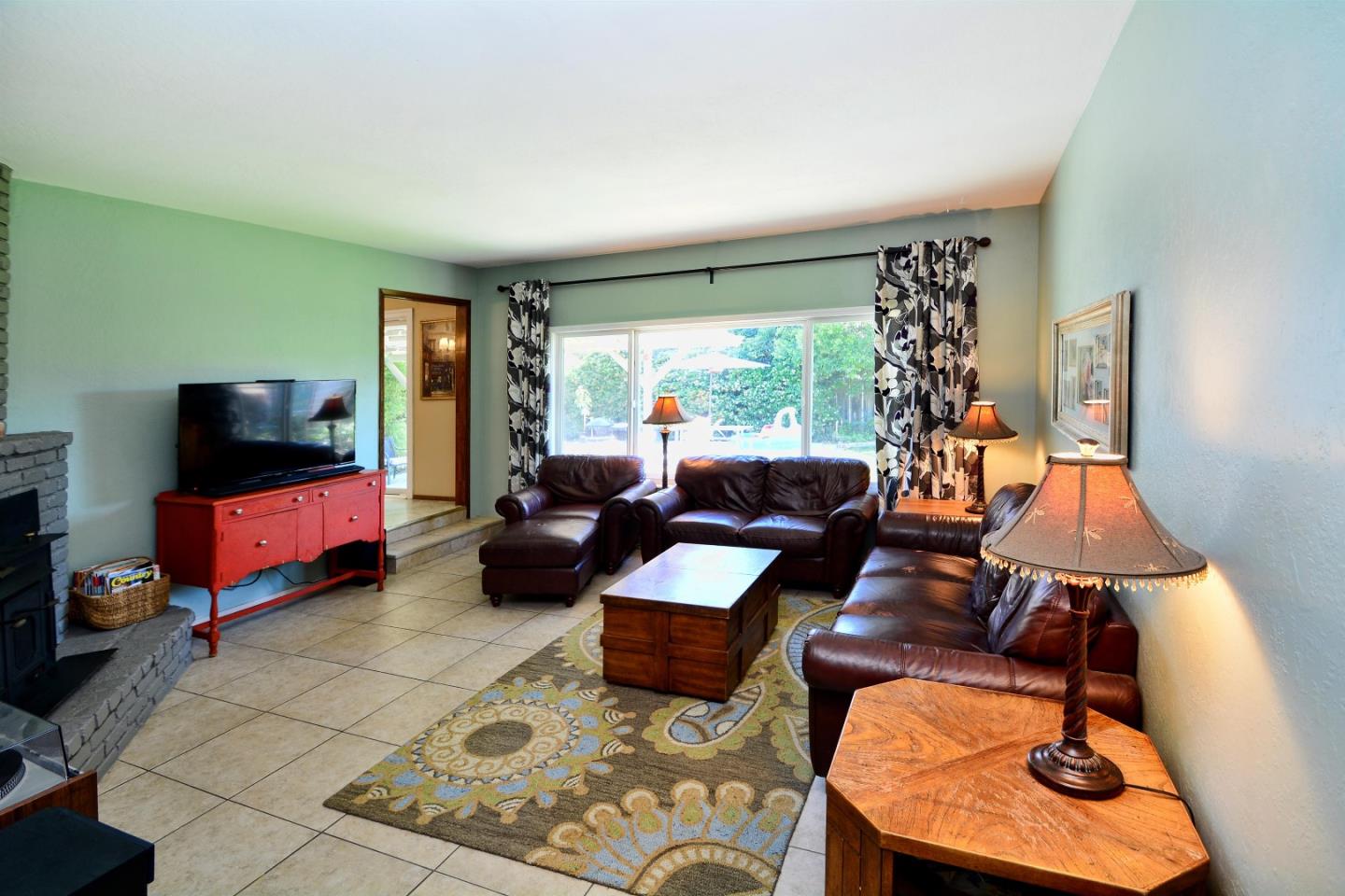 640 Nash Road Hollister, CA 95023 - Photo 4 of 15 Gallery Image 4