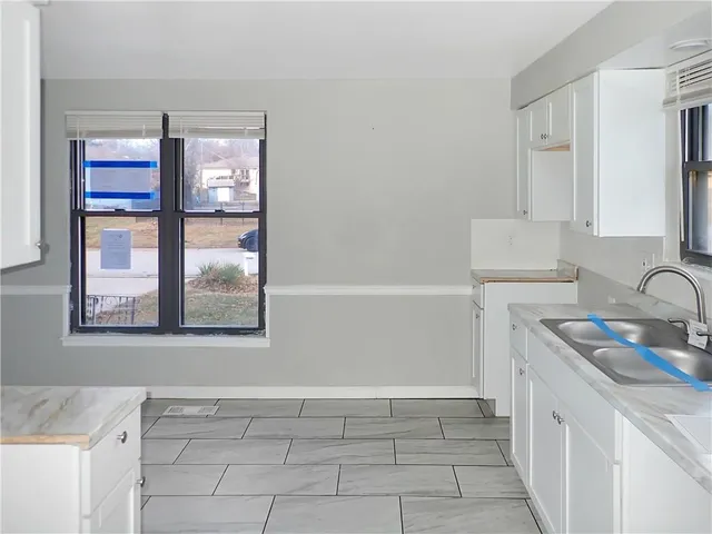 $200,000 | 7611 East 100 Terrace, Kansas City, MO 64134