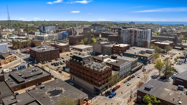 $1,595 | 64 Market Street, Unit 501, Lynn, MA 01901