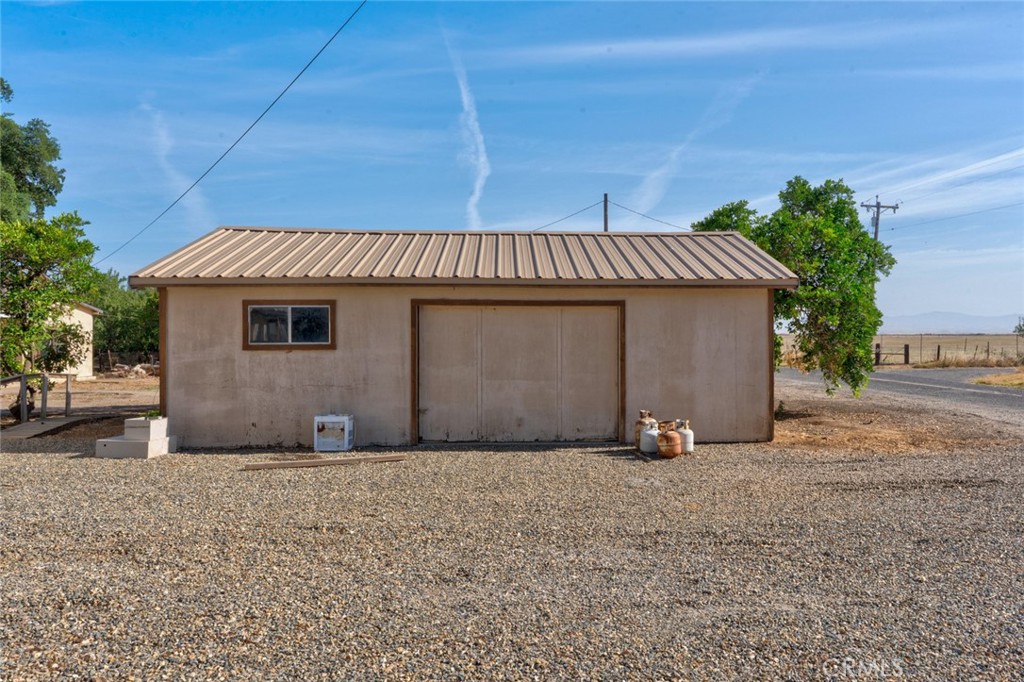 3289 South Fresno Road Le Grand, CA 95333 - Photo 5 of 56