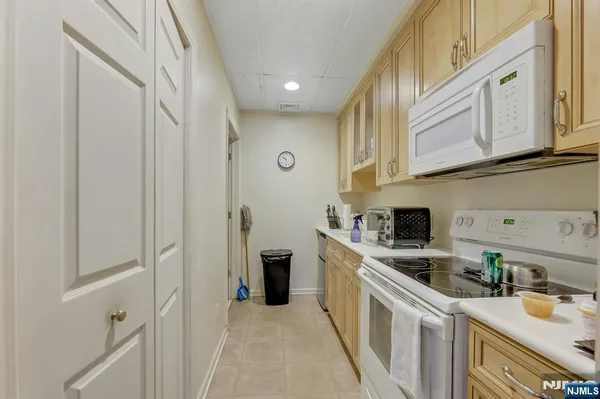 $490,000 | 213-215 Central Avenue, East Newark, NJ 07029