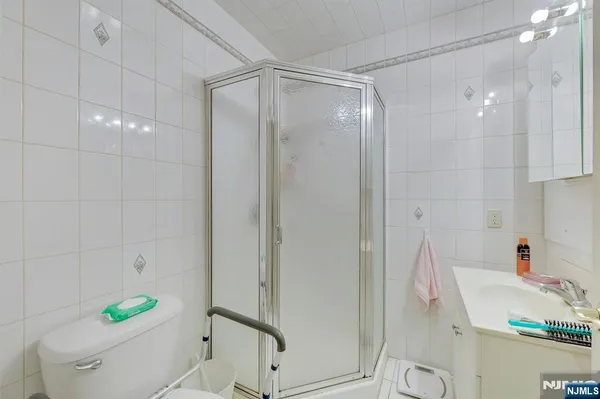 $490,000 | 213-215 Central Avenue, East Newark, NJ 07029