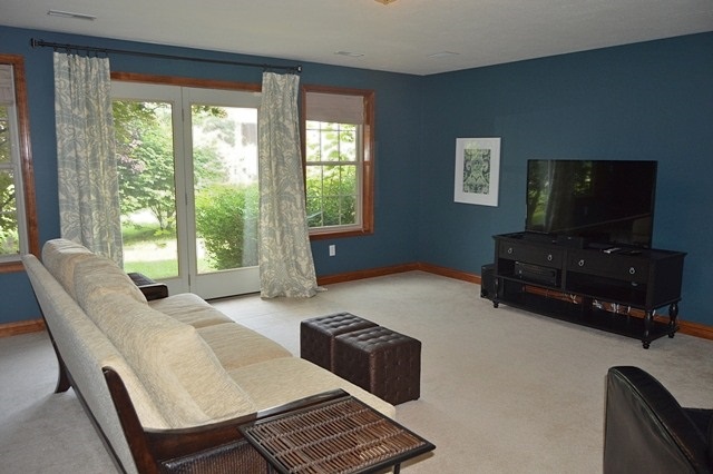 8283 South Stone Ridge Road Bloomington, IN 47401 - Photo 21 of 30 Gallery Image 21