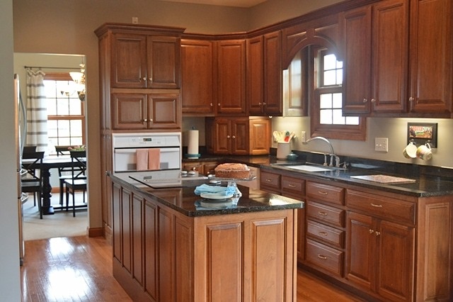 8283 South Stone Ridge Road Bloomington, IN 47401 - Photo 7 of 30 Gallery Image 7