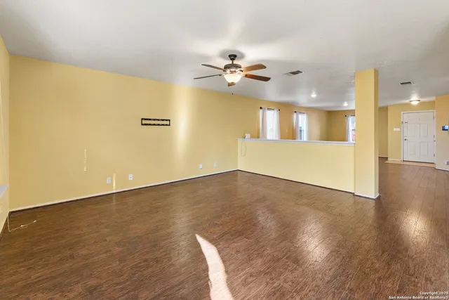 $329,000 | 7411 Copper Cove, Converse, TX 78109