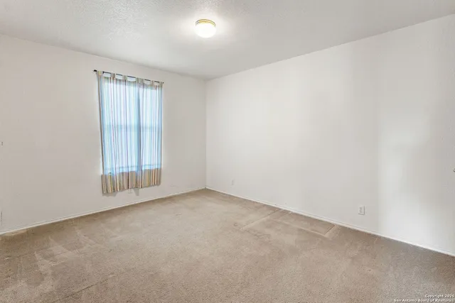 $329,000 | 7411 Copper Cove, Converse, TX 78109