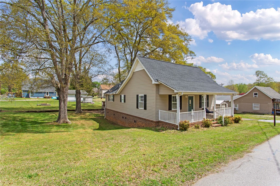 16 Adger Street Pelzer, SC 29669 - Photo 24 of 37 Gallery Image 24