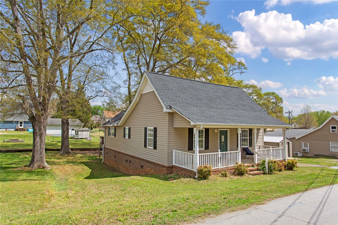 16 Adger Street Pelzer, SC 29669 - Photo 25 of 37 Gallery Image 25