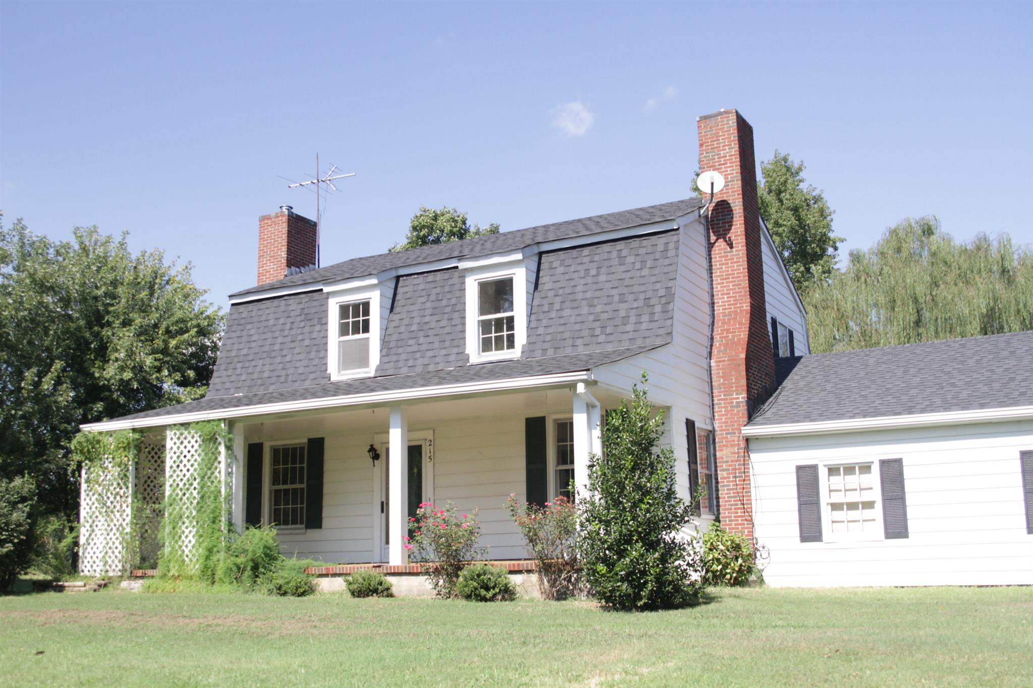 215 Cedar Hill Road Adams, TN 37010 - Photo 3 of 26