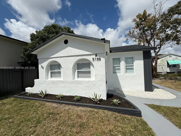$2,500 | 5158 Northwest 19th Avenue, Unit A, Miami, FL 33142