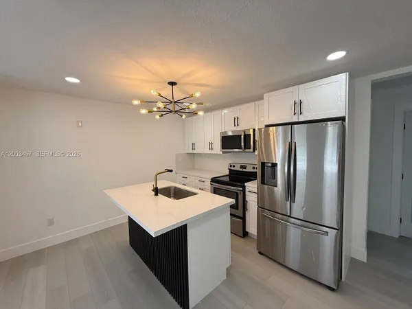 $2,500 | 5158 Northwest 19th Avenue, Unit A, Miami, FL 33142